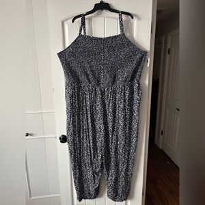 Old Navy Womens Plus 4X Sleeveless Smocked Jumpsuit Navy Blue Ditsy Floral Print